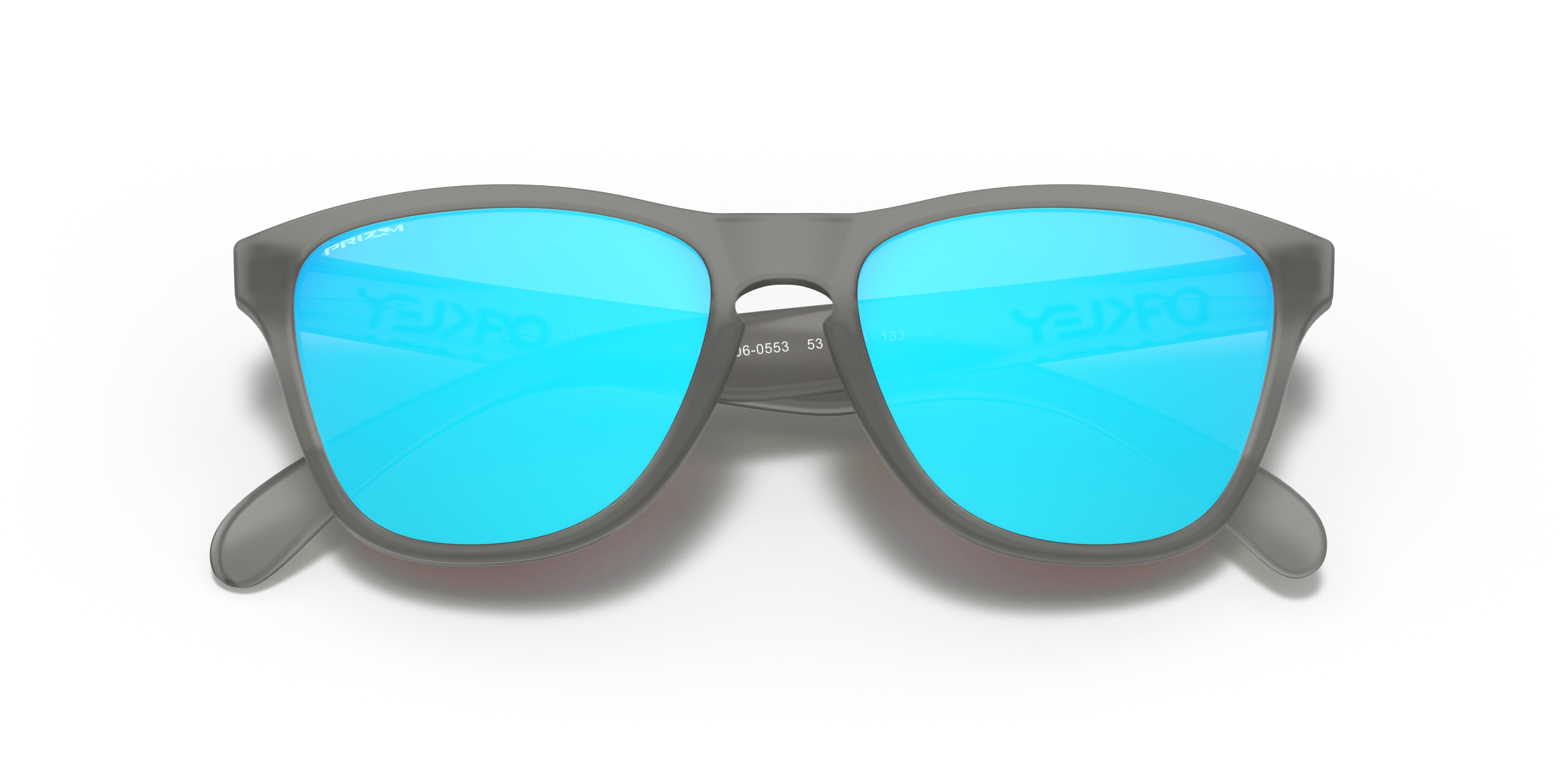 Oakley OJ9006 Frogskins™ XS (Youth Fit) Grigio e Blu - Occhiali da Sole  888392374035 | Salmoiraghi e Viganò